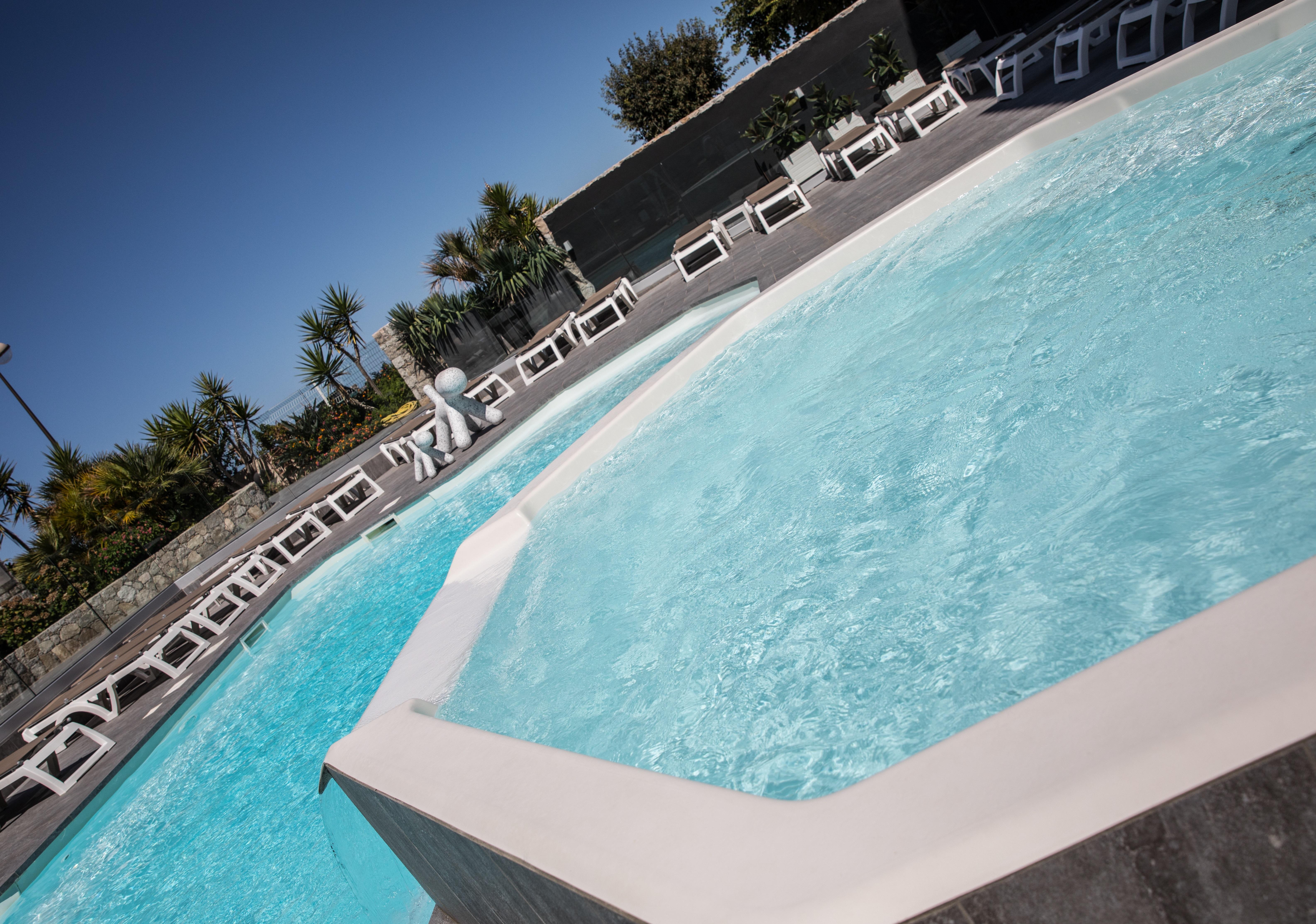 קאלבי Hotel Revellata & Spa מראה חיצוני תמונה