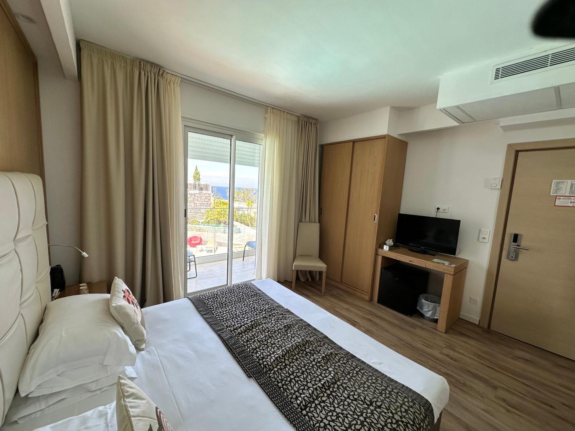 קאלבי Hotel Revellata & Spa מראה חיצוני תמונה