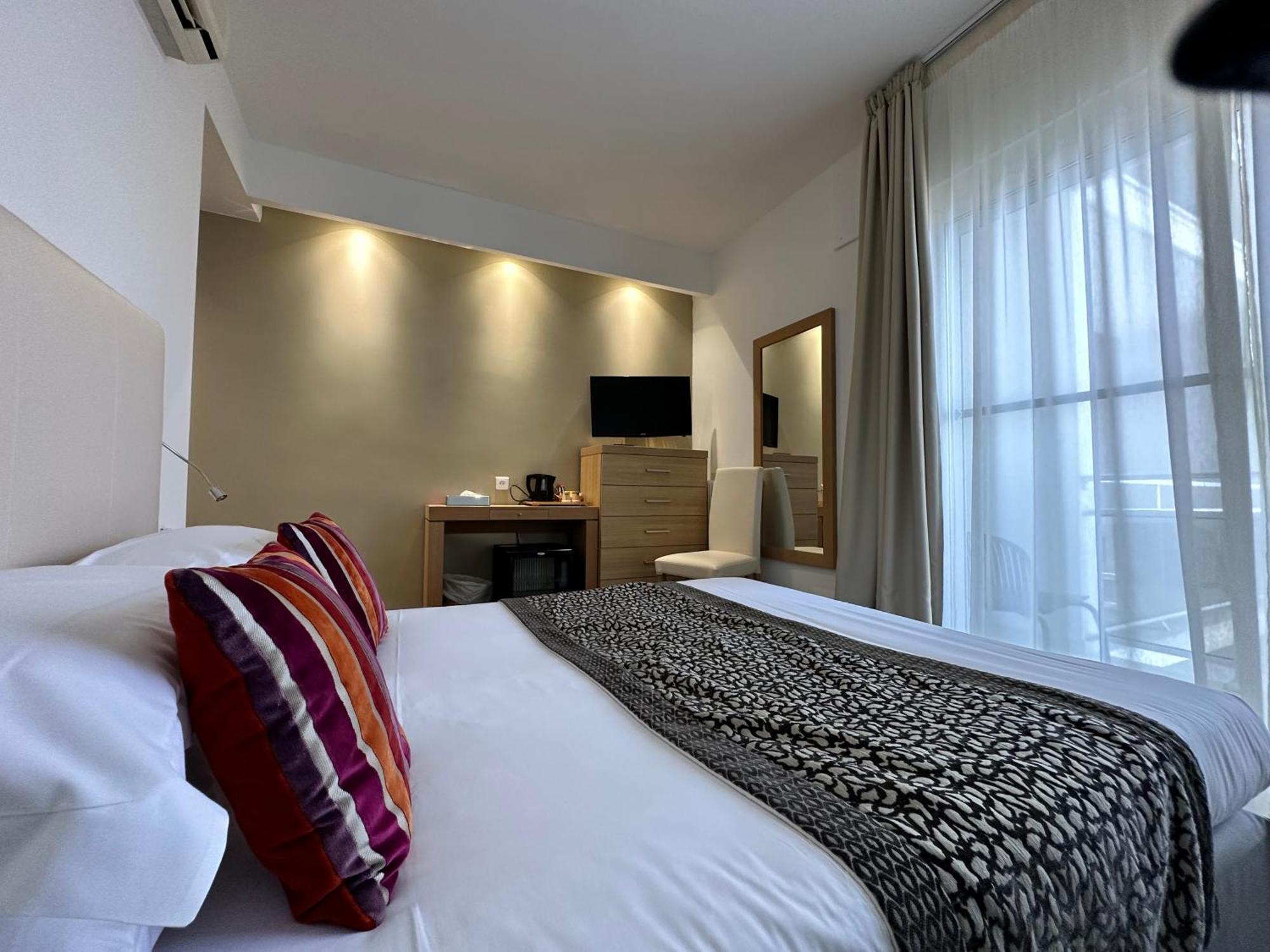 קאלבי Hotel Revellata & Spa מראה חיצוני תמונה