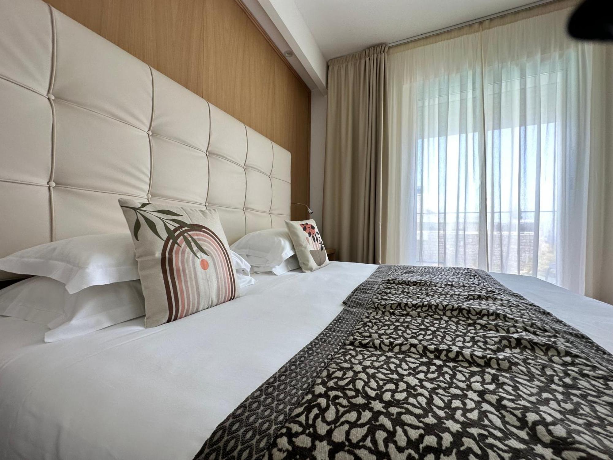 קאלבי Hotel Revellata & Spa מראה חיצוני תמונה