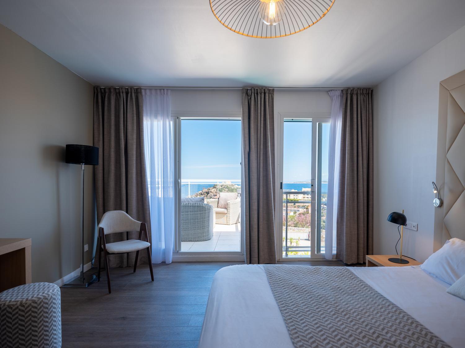 קאלבי Hotel Revellata & Spa מראה חיצוני תמונה