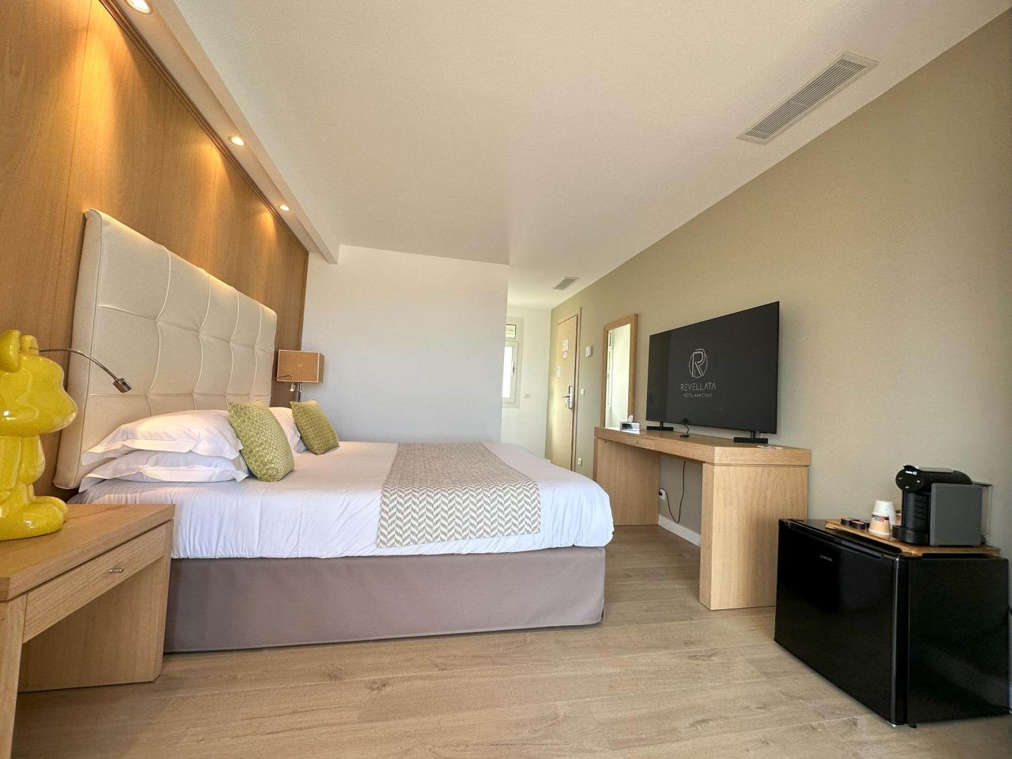 קאלבי Hotel Revellata & Spa מראה חיצוני תמונה