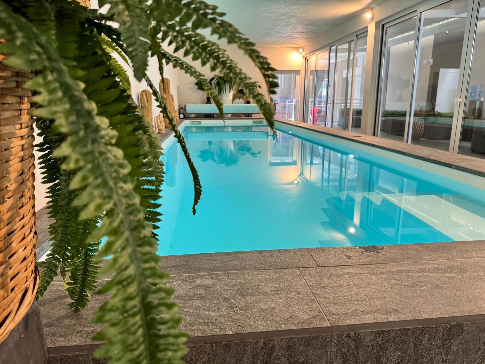 קאלבי Hotel Revellata & Spa מראה חיצוני תמונה