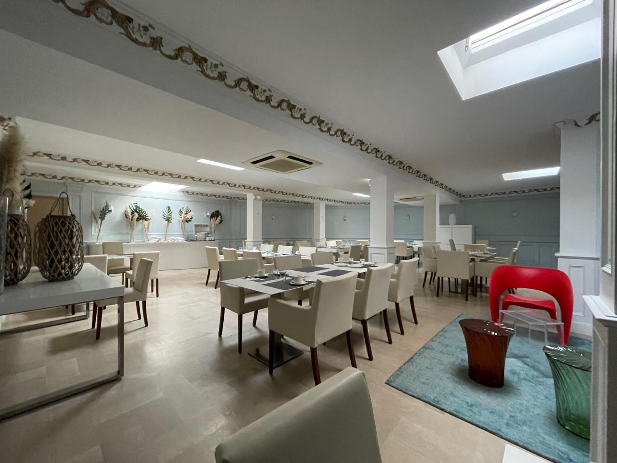 קאלבי Hotel Revellata & Spa מראה חיצוני תמונה