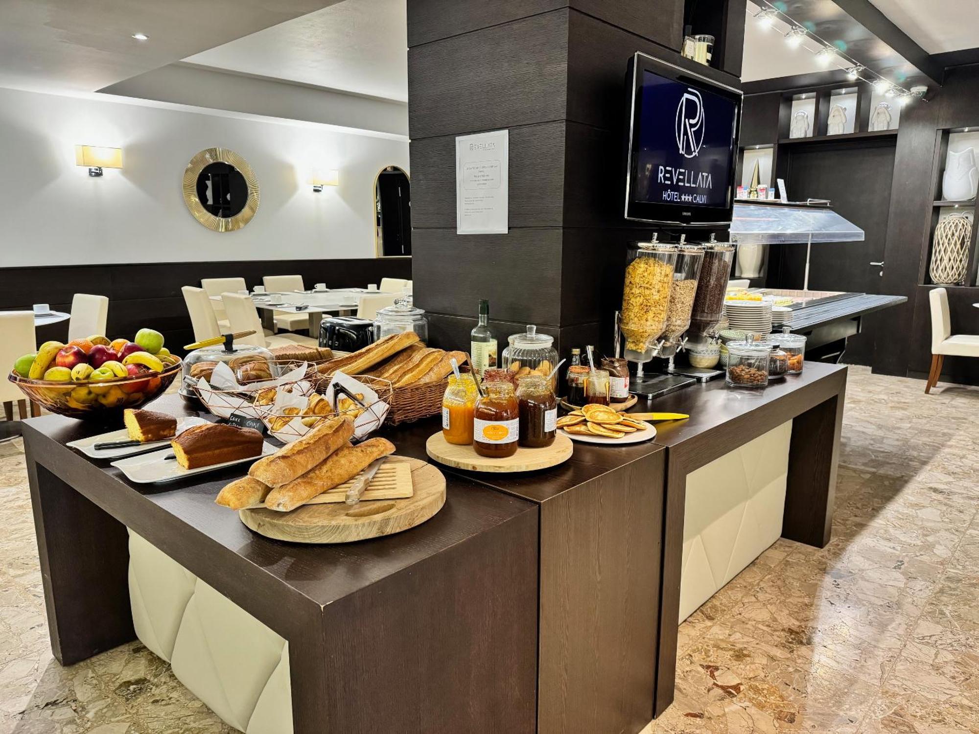 קאלבי Hotel Revellata & Spa מראה חיצוני תמונה